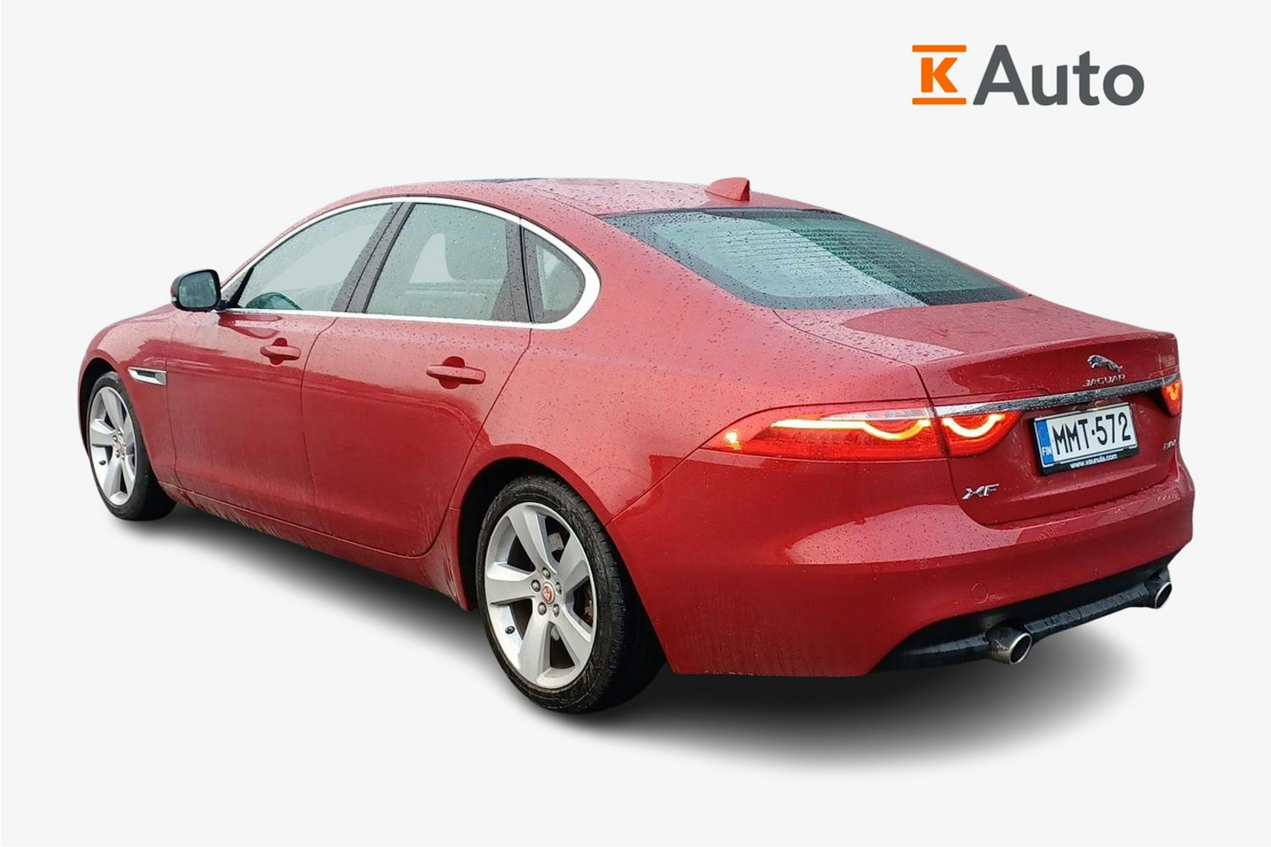 punainen Jaguar XF 2016 kuva 2.
