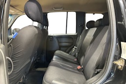 musta Jeep Cherokee 2004 kuva 10.