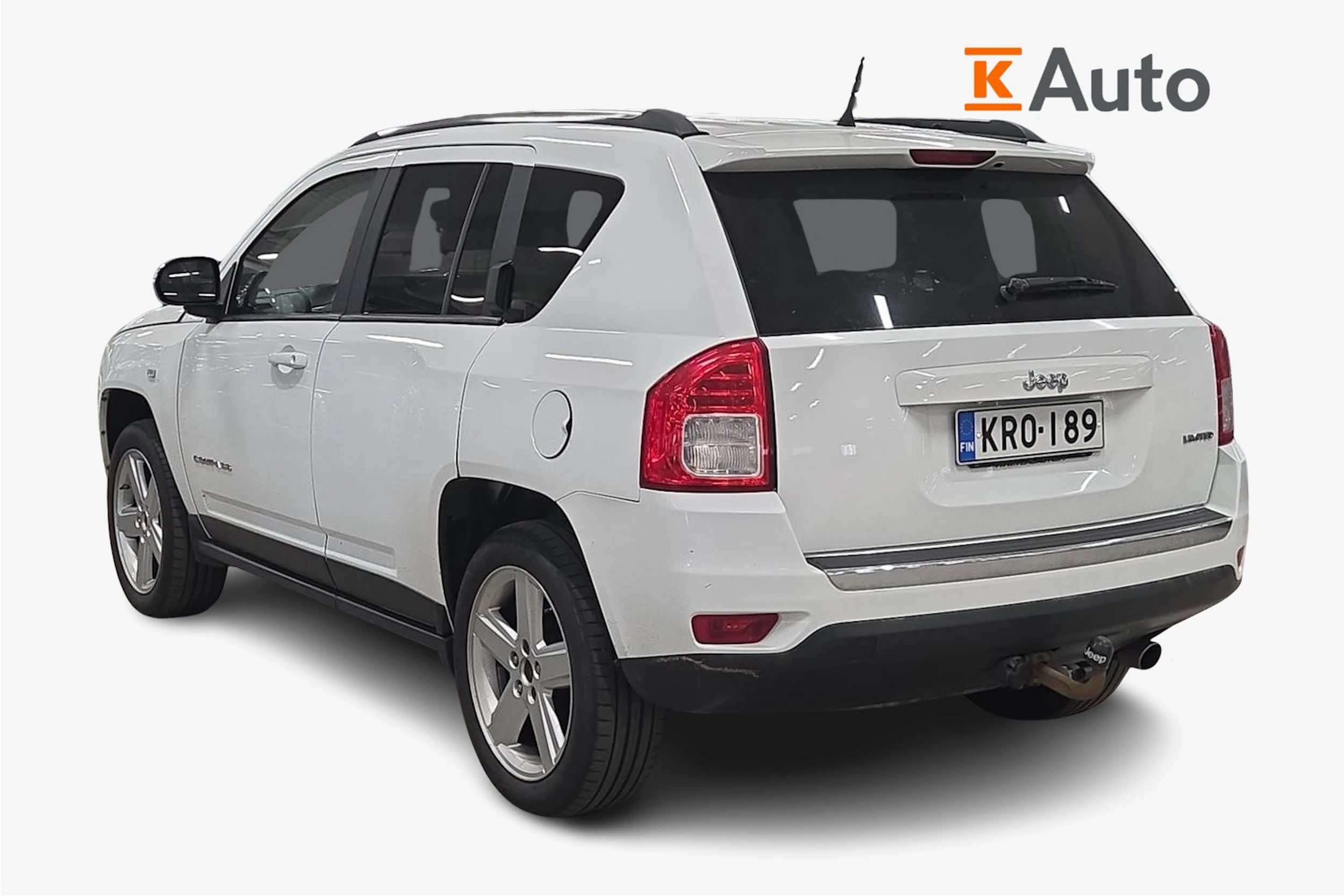 valkoinen Jeep Compass 2012 kuva 2.