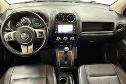 valkoinen Jeep Compass 2012 kuva 7.