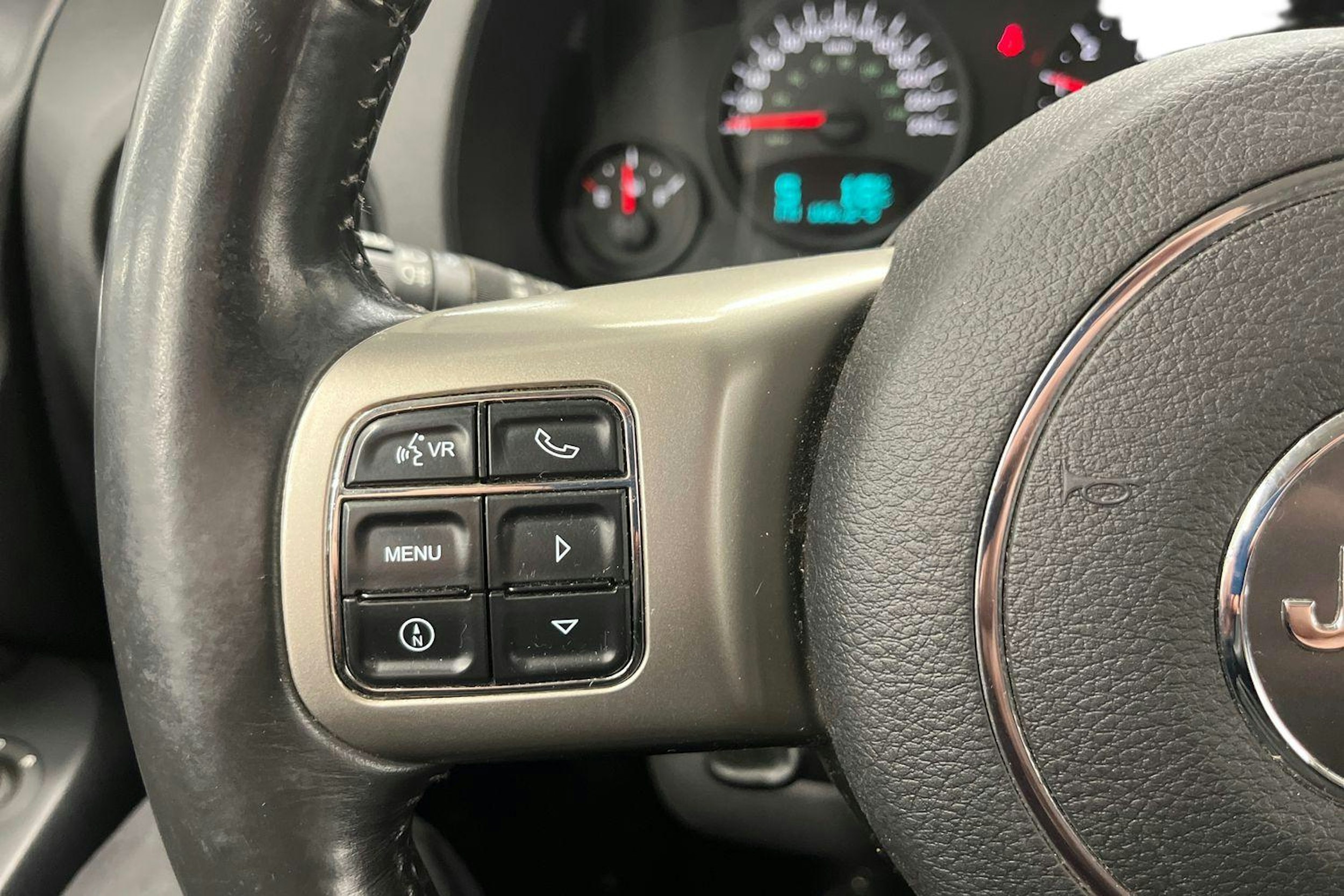 hopea Jeep Compass 2012 kuva 11.