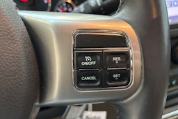 harmaa Jeep Compass 2013 kuva 15.