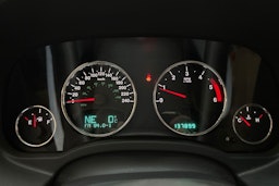 harmaa Jeep Compass 2013 kuva 17.