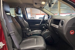 punainen Jeep Compass 2014 kuva 13.
