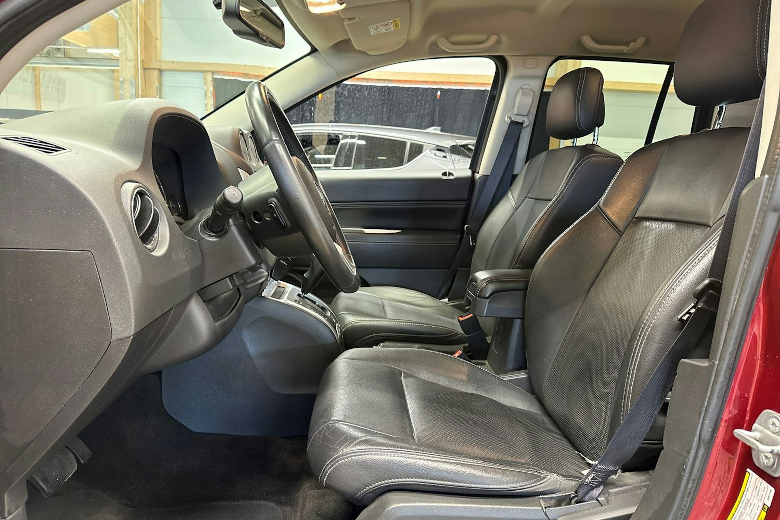 punainen Jeep Compass 2014 kuva 15.