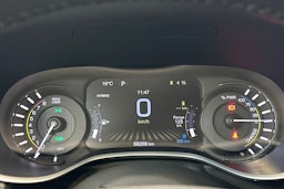 harmaa Jeep Compass 2021 kuva 14.