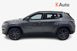 harmaa Jeep Compass 2021 kuva 5.