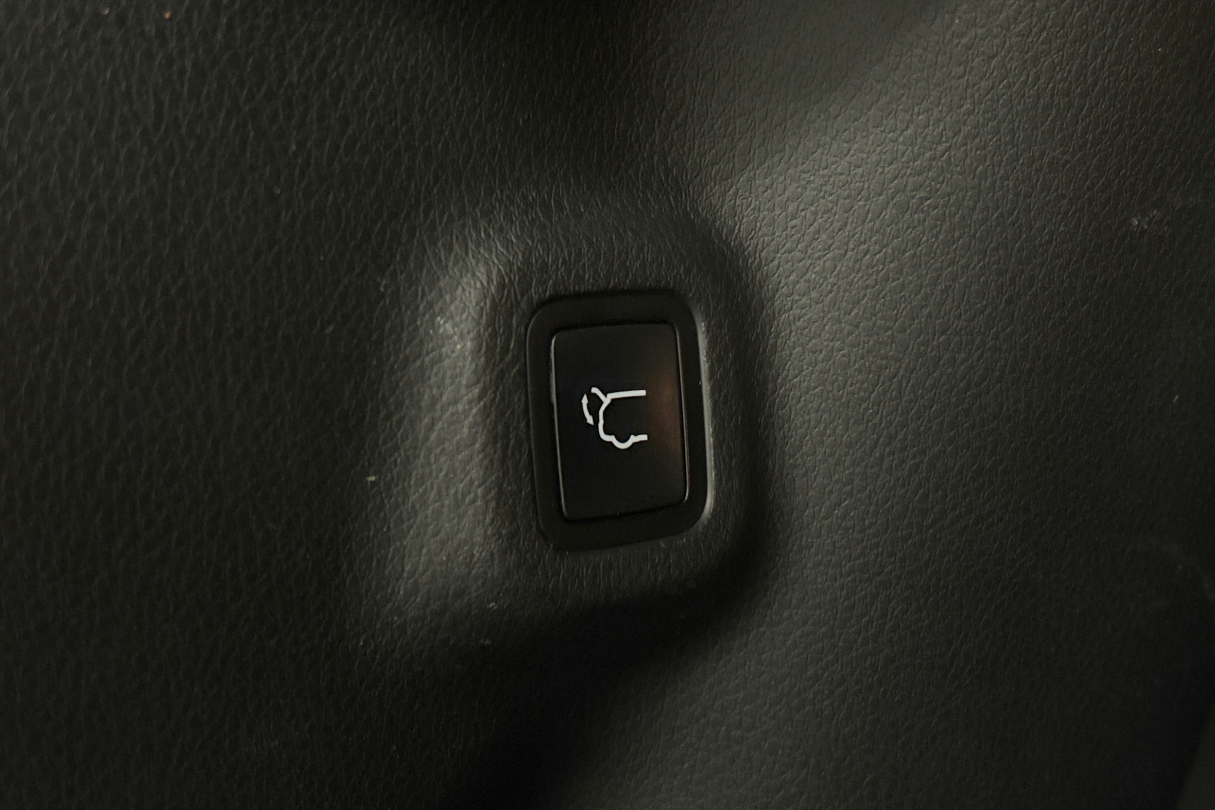 harmaa Jeep Compass 2021 kuva 15.