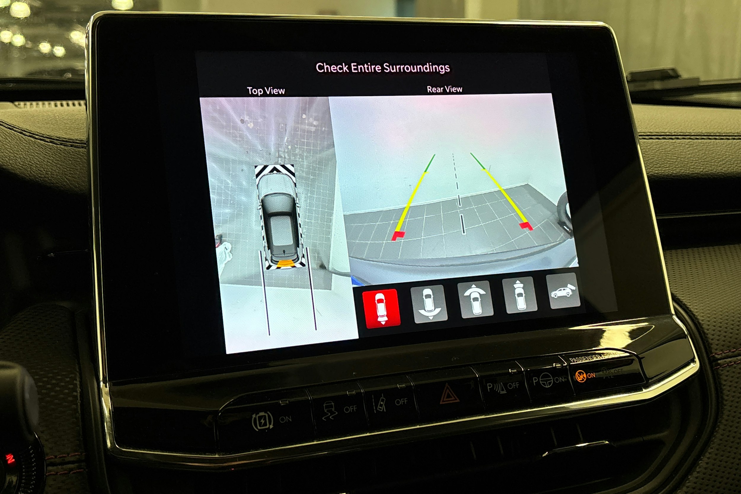 harmaa Jeep Compass 2021 kuva 27.