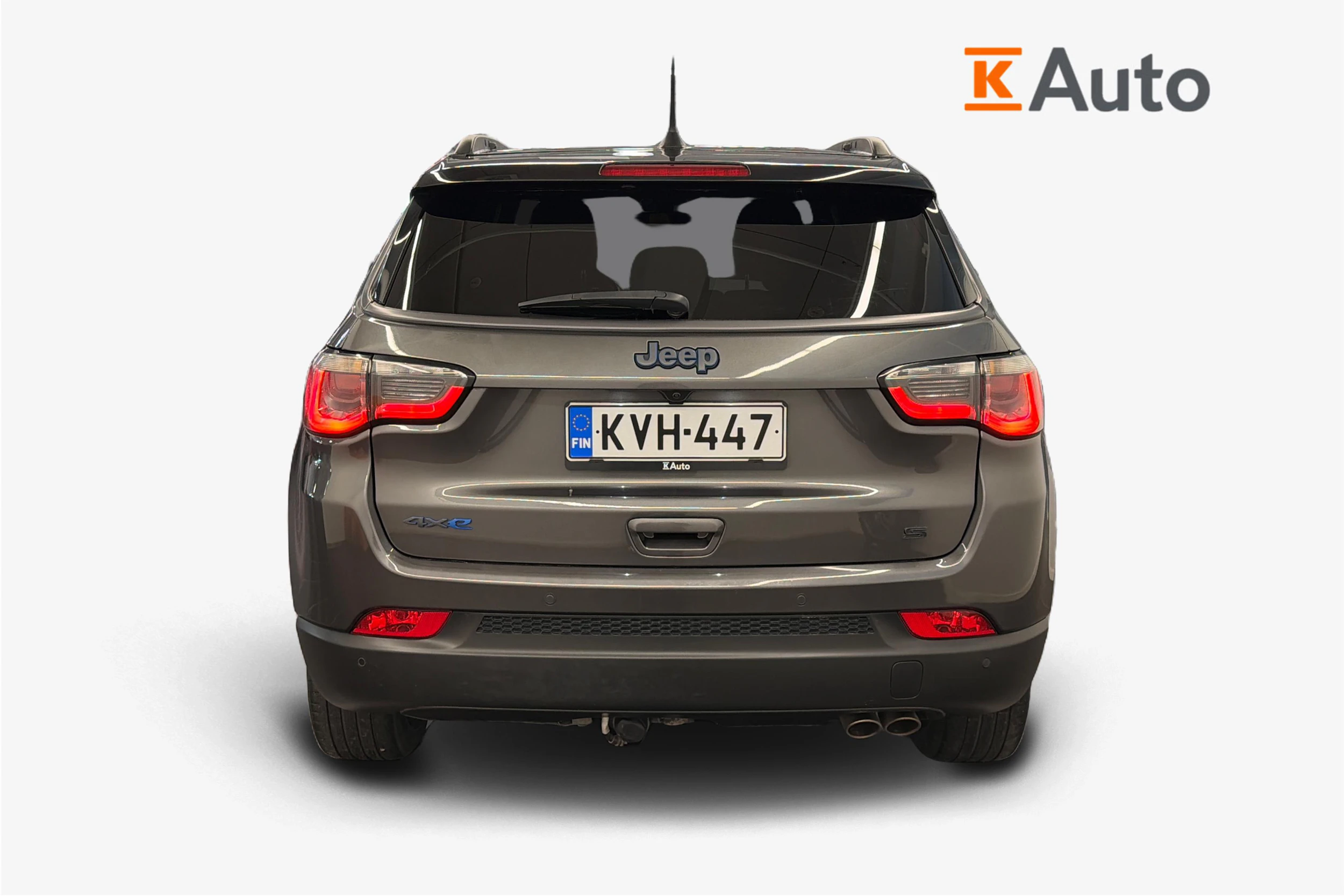 Harmaa Jeep Compass 2022 kuva 3.