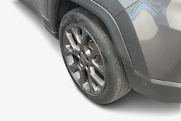 Harmaa Jeep Compass 2022 kuva 9.