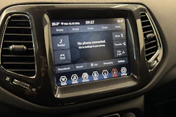 Harmaa Jeep Compass 2022 kuva 22.