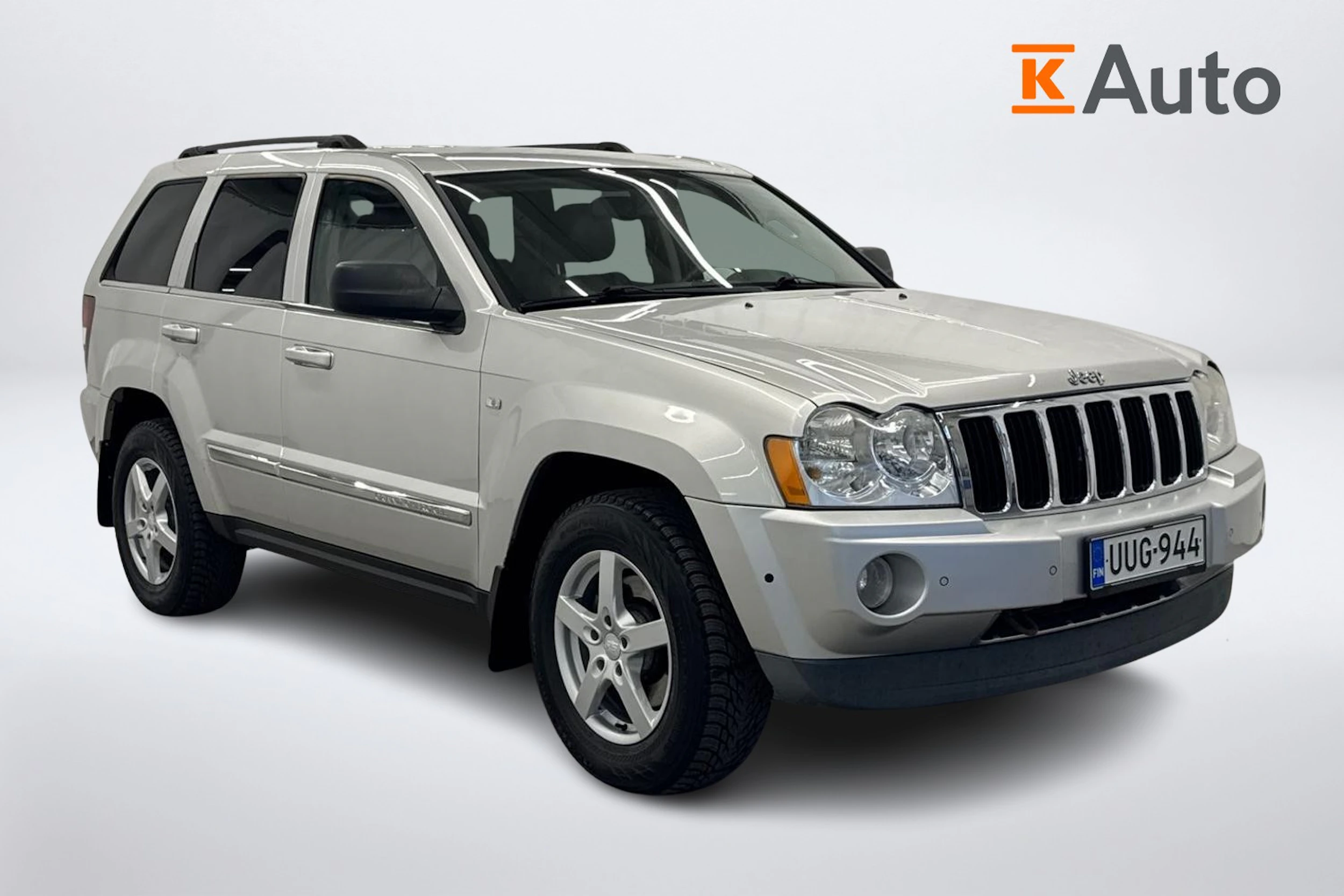 harmaa Jeep Grand Cherokee 2006 kuva 1.