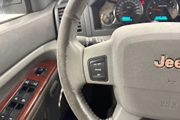 harmaa Jeep Grand Cherokee 2006 kuva 16.