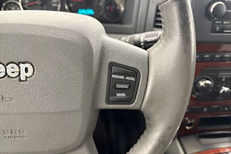harmaa Jeep Grand Cherokee 2006 kuva 17.