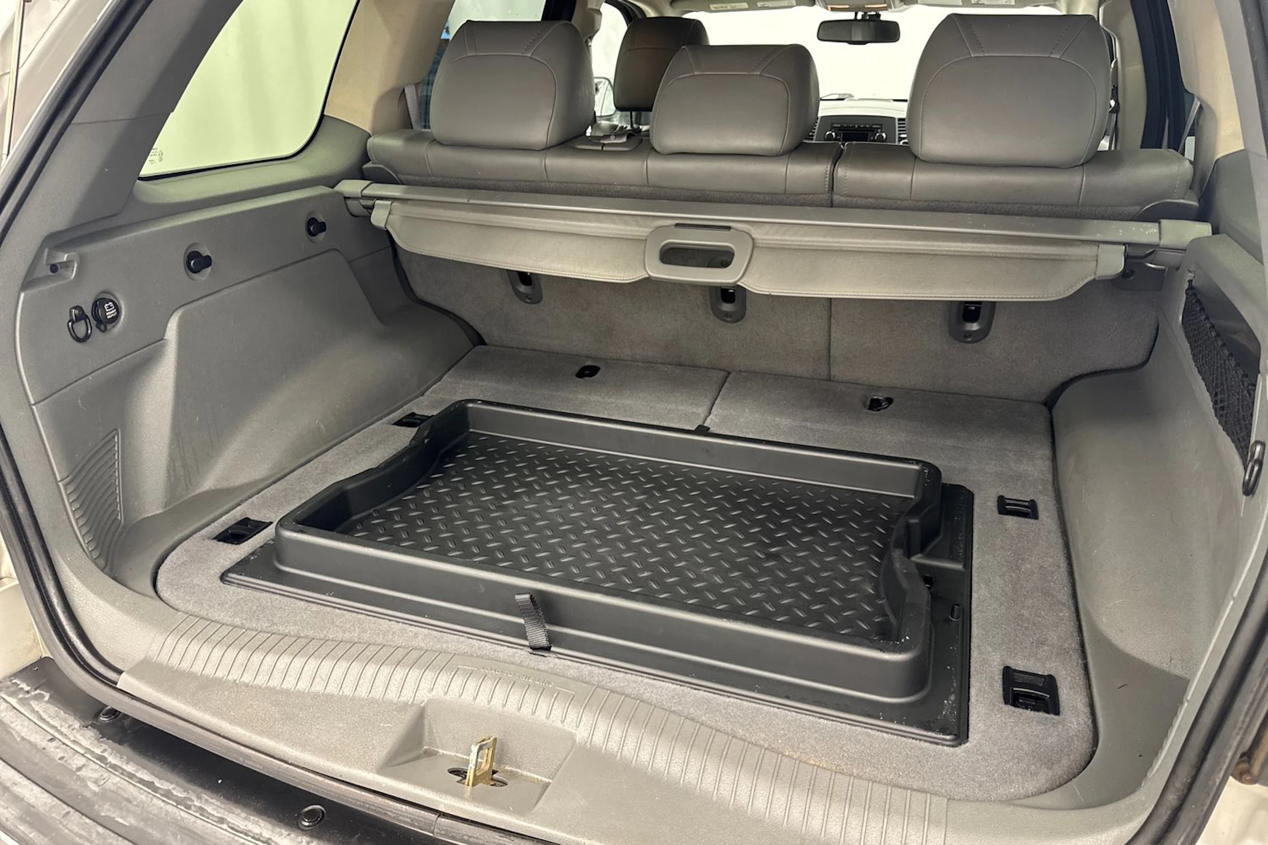 harmaa Jeep Grand Cherokee 2006 kuva 26.