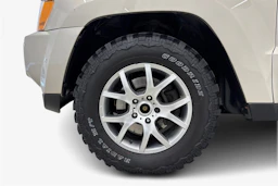 harmaa Jeep Grand Cherokee 2007 kuva 9.