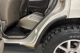 harmaa Jeep Grand Cherokee 2007 kuva 27.