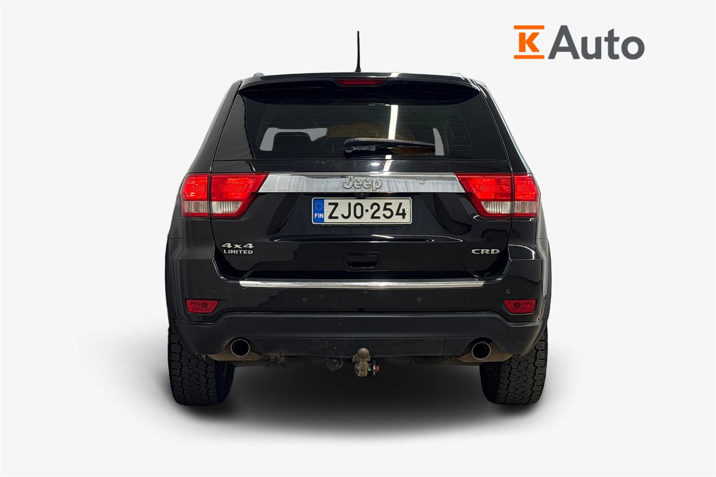 musta Jeep Grand Cherokee 2012 kuva 3.