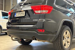 musta Jeep Grand Cherokee 2012 kuva 33.