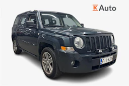 Harmaa Jeep Patriot 2010 kuva 1.