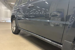 Harmaa Jeep Patriot 2010 kuva 28.