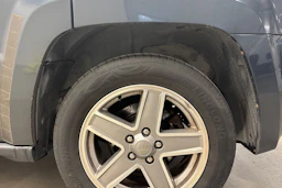 Harmaa Jeep Patriot 2010 kuva 36.