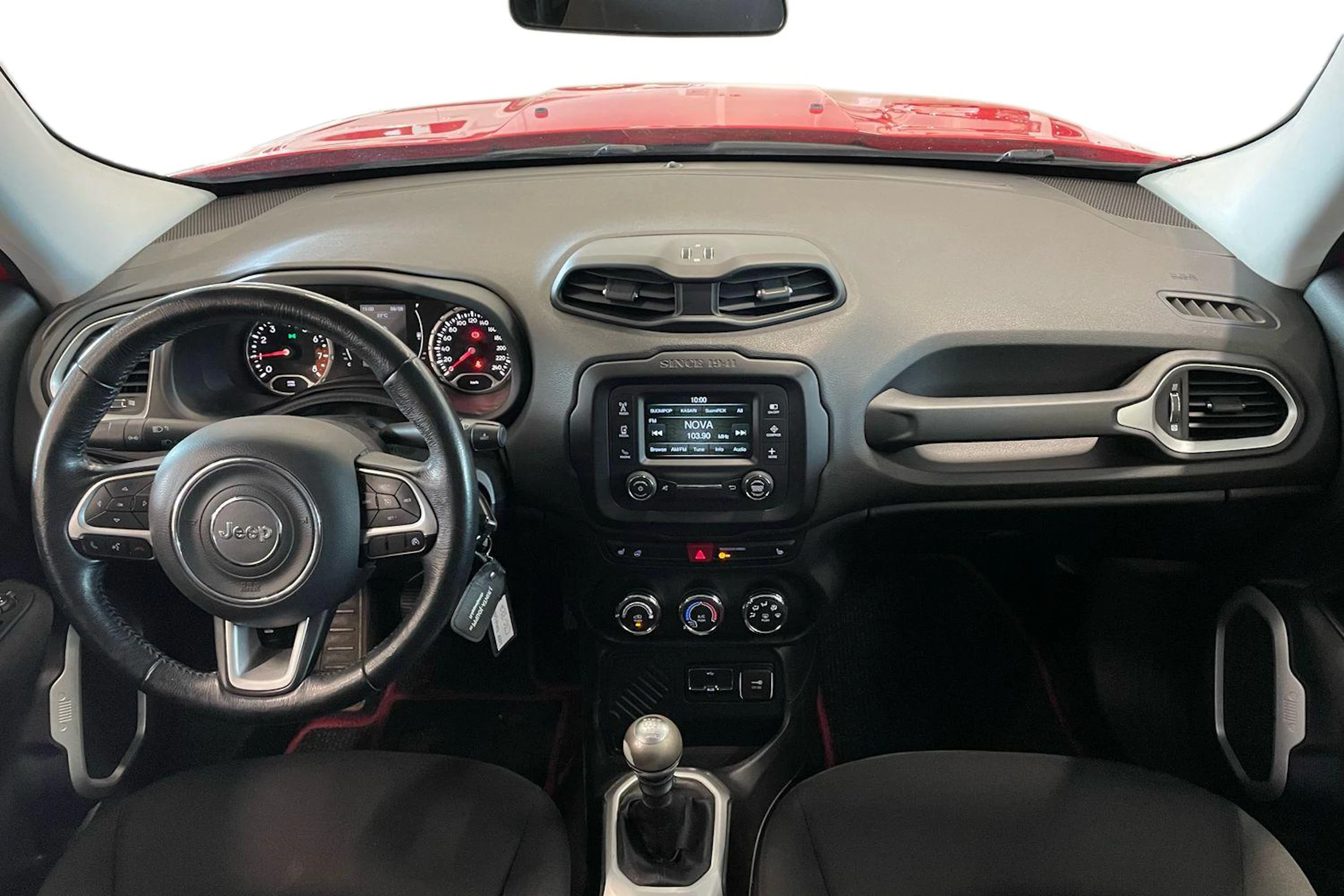 punainen Jeep Renegade 2015 kuva 7.