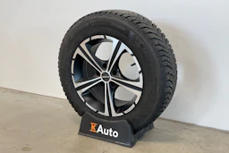 punainen Jeep Renegade 2015 kuva 10.