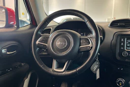 punainen Jeep Renegade 2015 kuva 12.