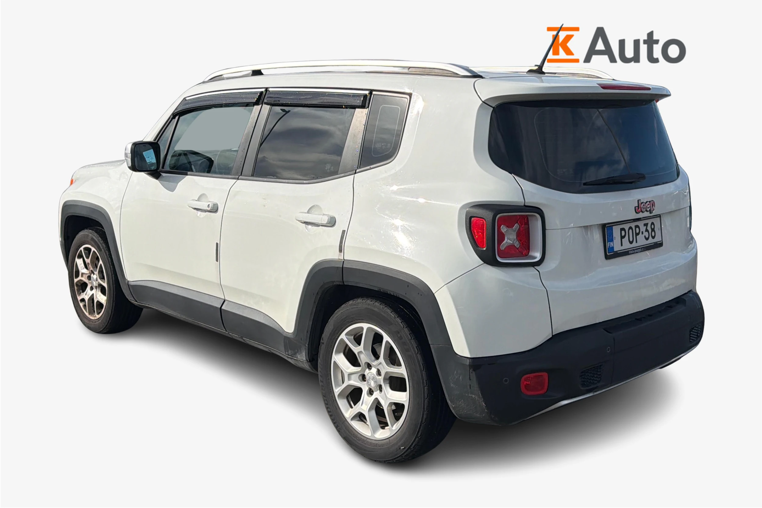 valkoinen Jeep Renegade 2015 kuva 2.