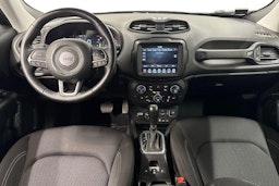 musta Jeep Renegade 2020 kuva 9.