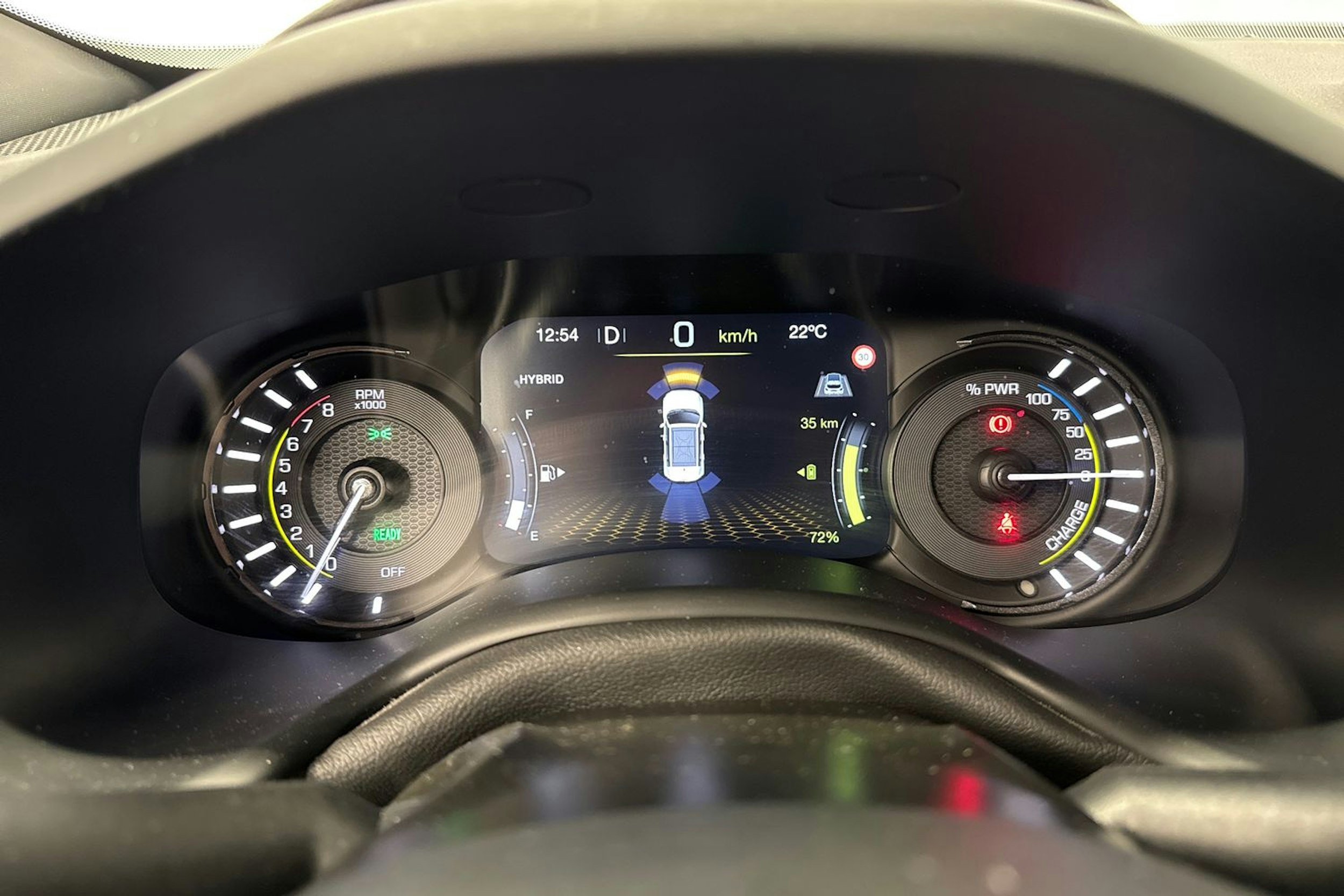 musta Jeep Renegade 2020 kuva 26.