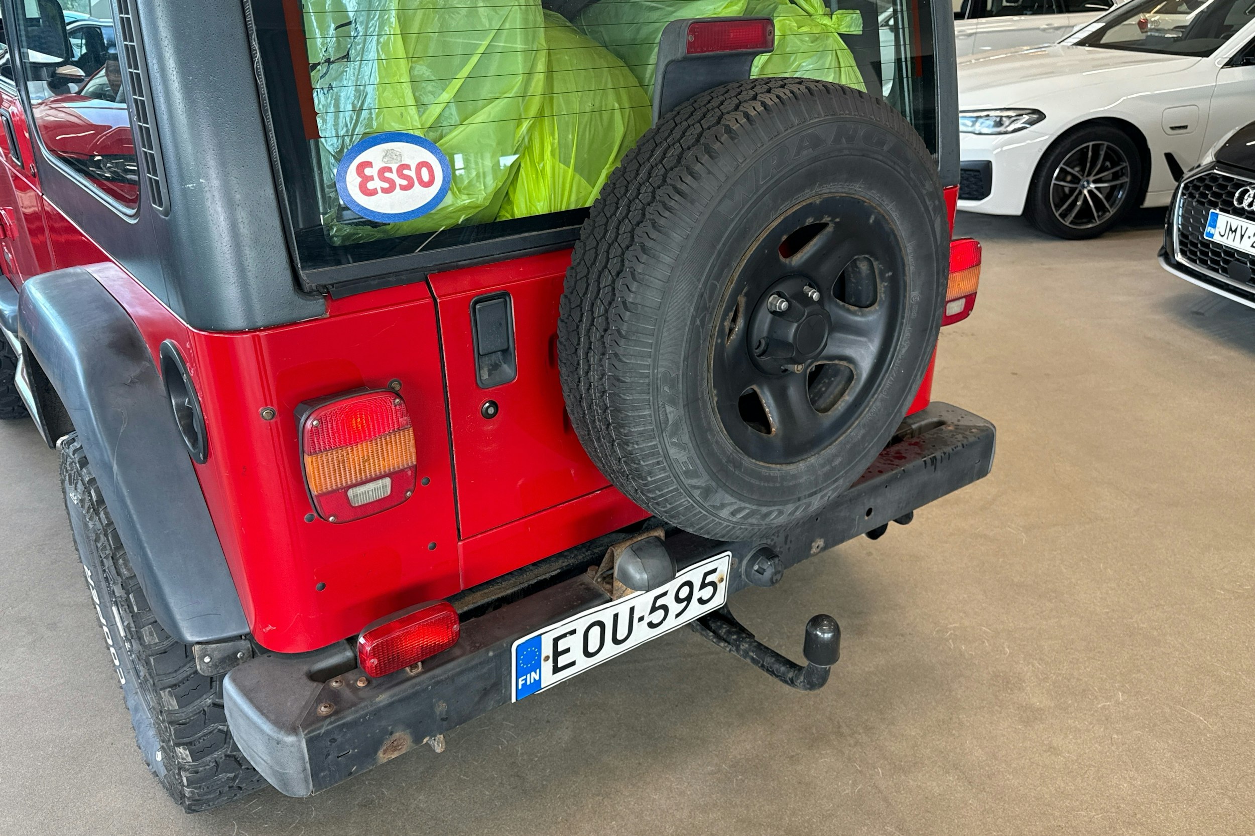 Punainen Jeep Wrangler 1997 kuva 16.