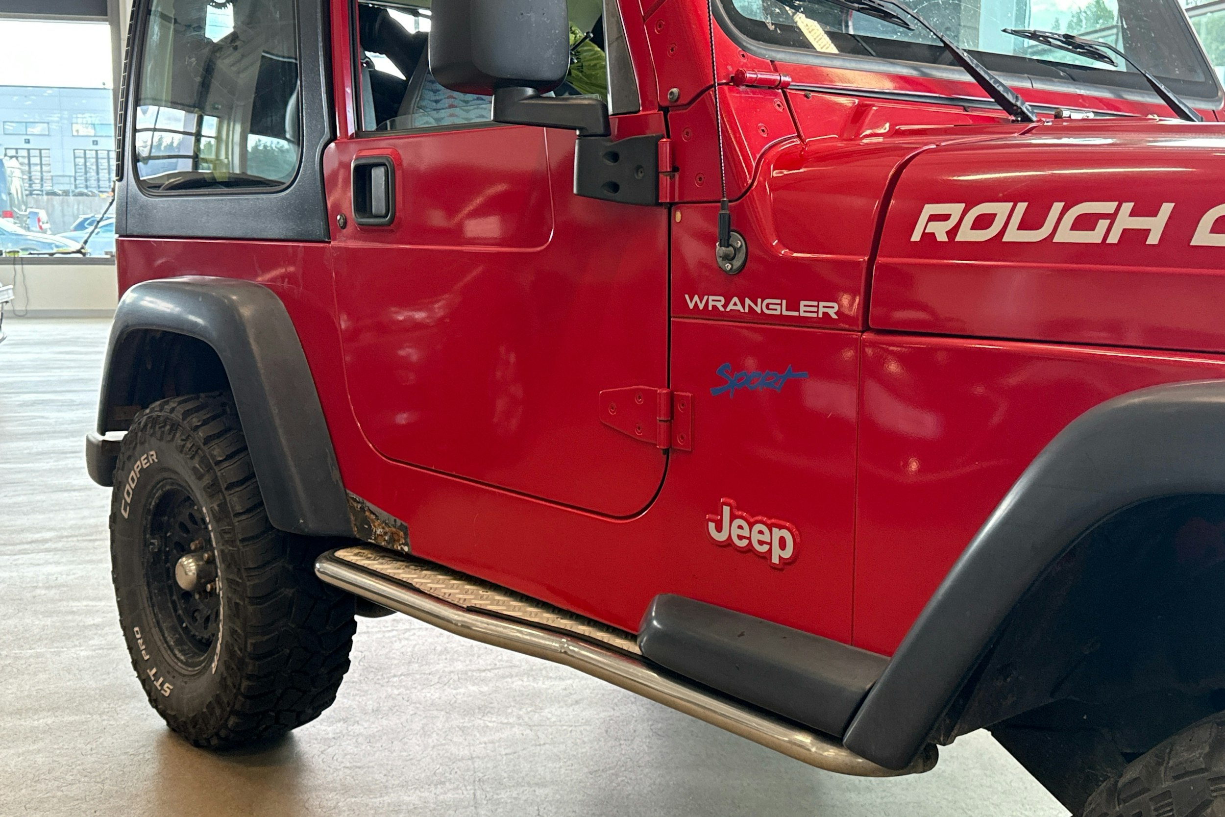Punainen Jeep Wrangler 1997 kuva 21.