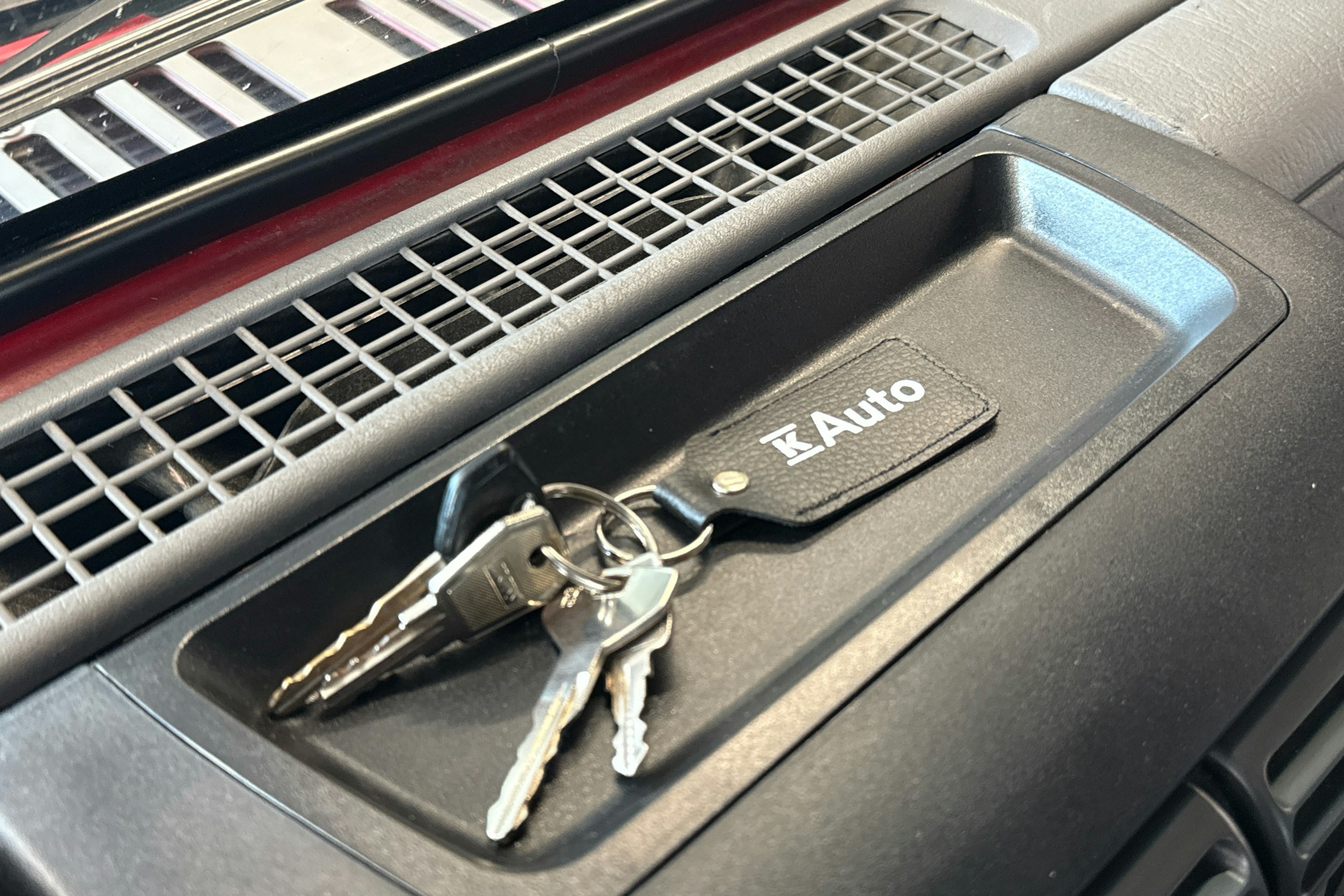 Punainen Jeep Wrangler 1997 kuva 25.