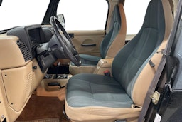 musta Jeep Wrangler 2000 kuva 3.