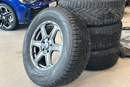 harmaa Jeep Wrangler 2022 kuva 10.