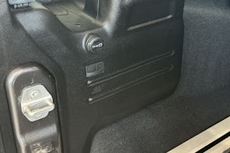 harmaa Jeep Wrangler 2022 kuva 14.