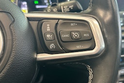 harmaa Jeep Wrangler 2022 kuva 26.