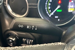 harmaa Jeep Wrangler 2022 kuva 27.