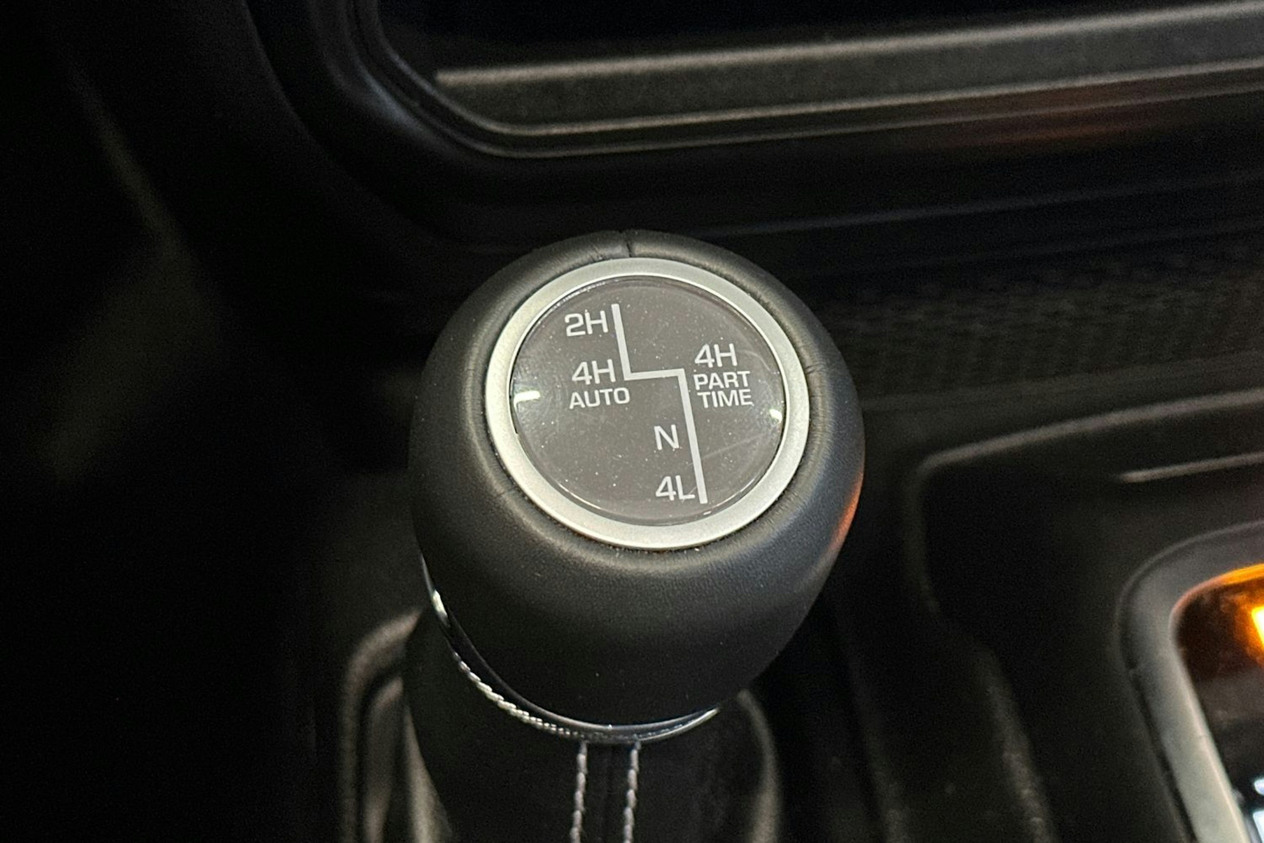 harmaa Jeep Wrangler 2022 kuva 36.