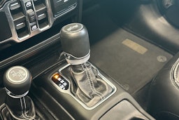 harmaa Jeep Wrangler 2022 kuva 37.