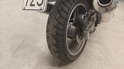 sininen Kawasaki ZZR 2002 kuva 7.