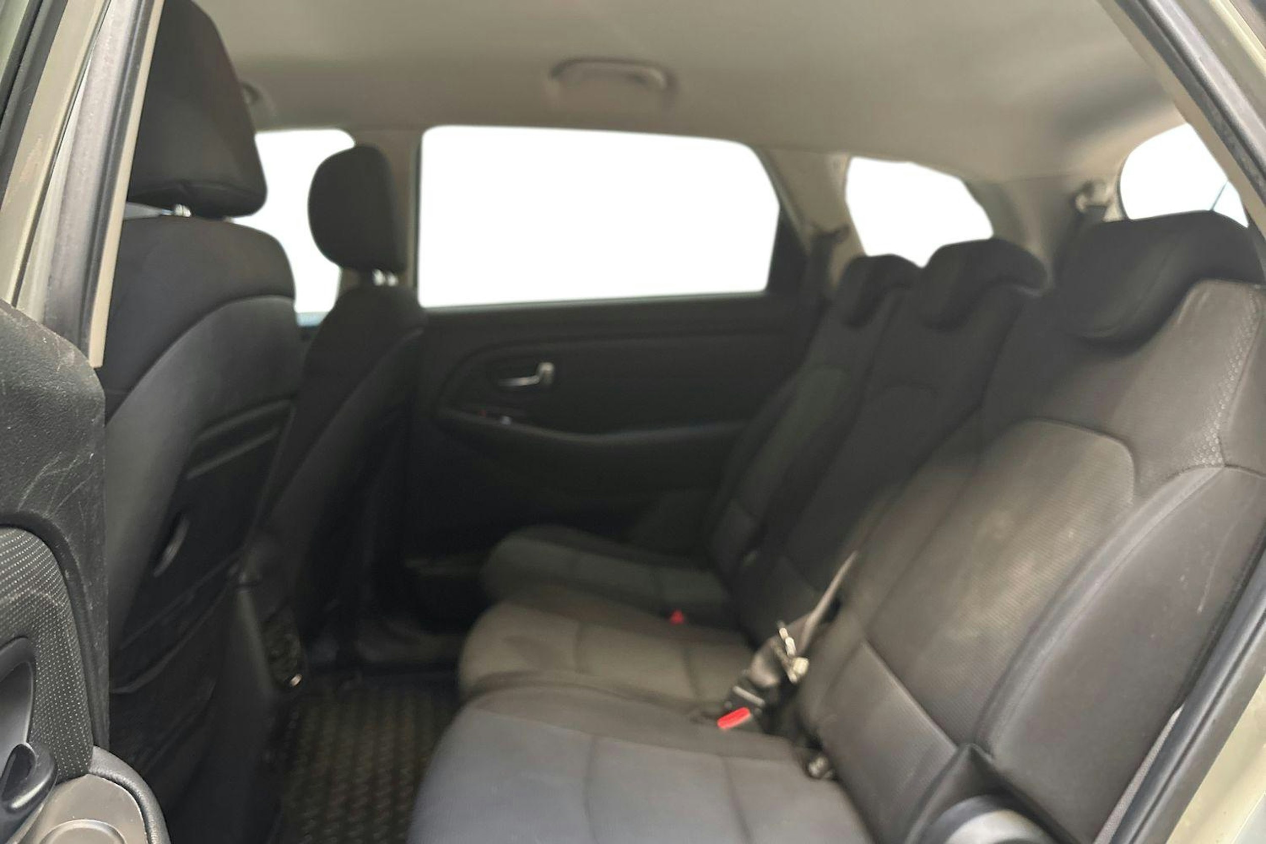 Hopea Kia Carens 2013 kuva 10.