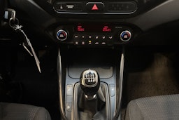 Hopea Kia Carens 2013 kuva 21.