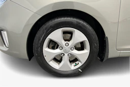 hopea Kia Carens 2014 kuva 9.
