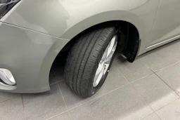hopea Kia Carens 2014 kuva 10.