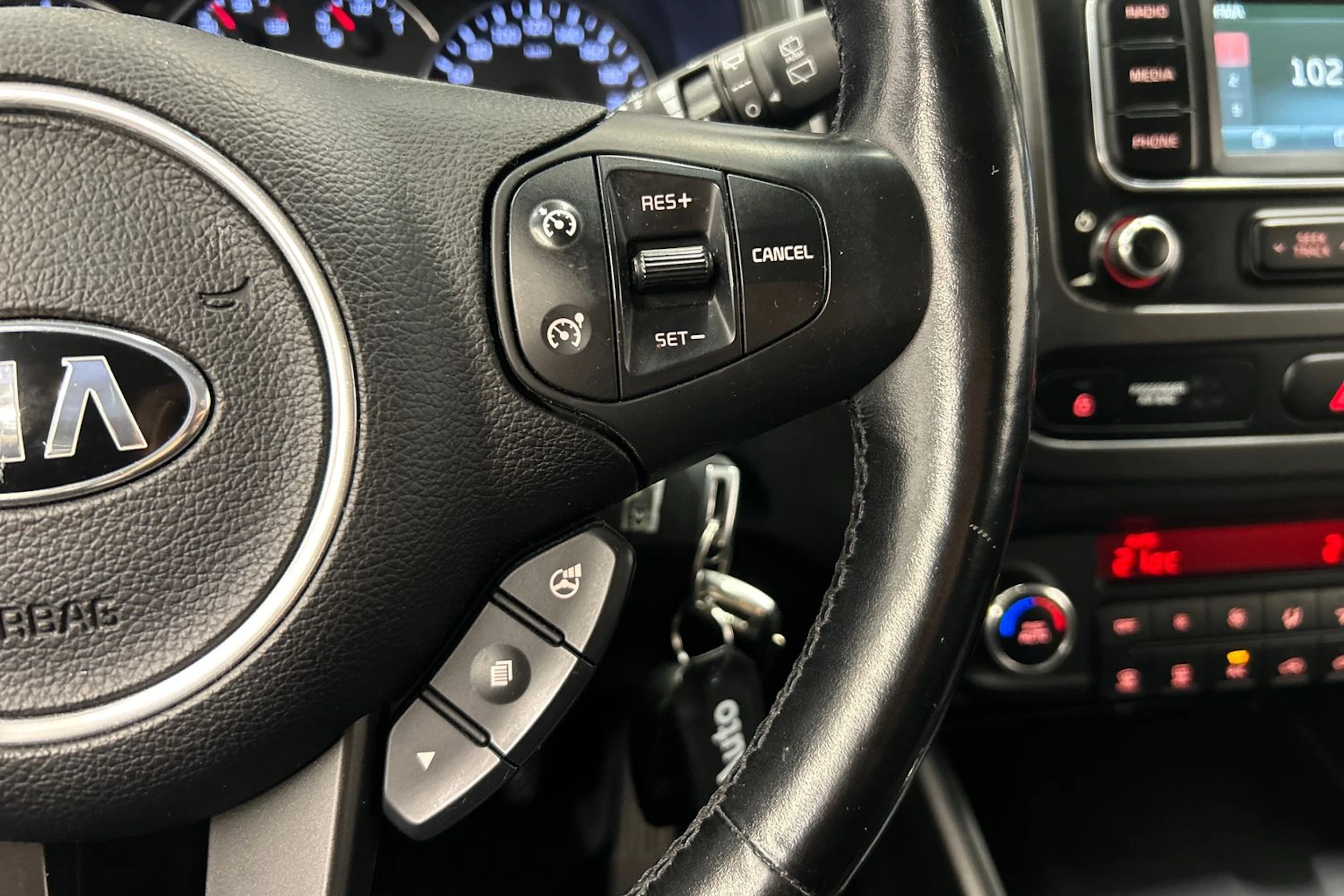 hopea Kia Carens 2014 kuva 20.
