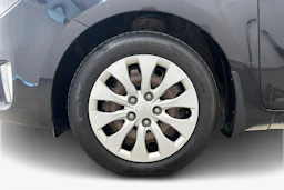 musta Kia Carens 2014 kuva 9.